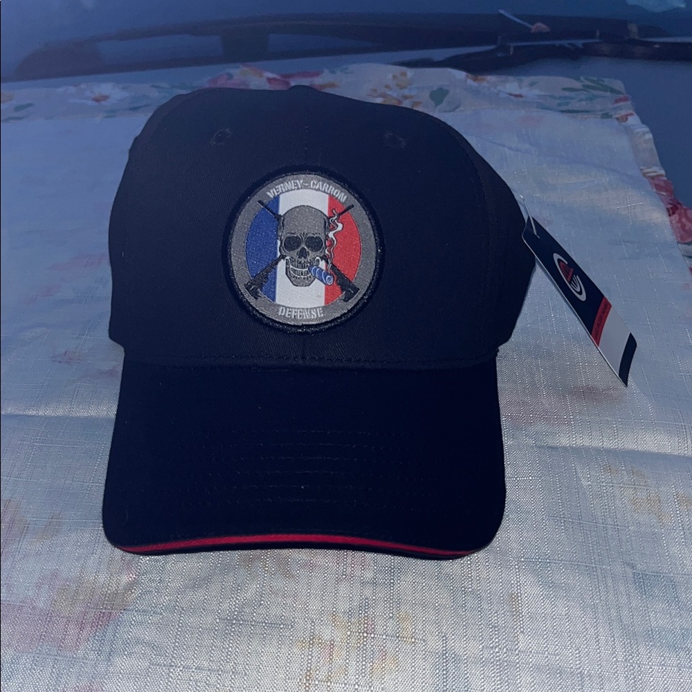 Men's Black Skull Emblem Cap